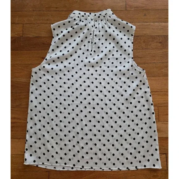 CeCe Women's Polka Dot Sleeveless Blouse White & Black Small A001176 - Picture 2 of 5